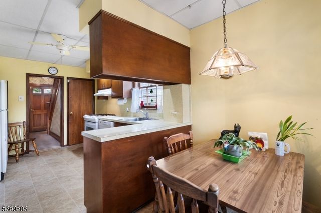 836 S Park Ave, Linden City, NJ 07036