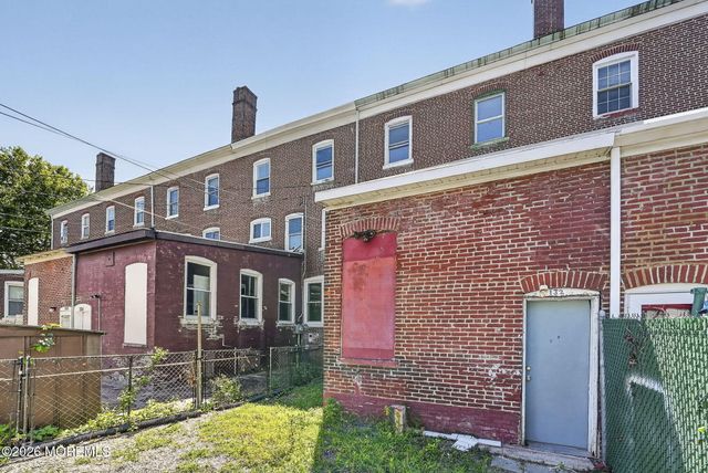 132 4th Avenue, Roebling, NJ 08554