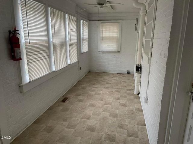 2012 Chapel Hill Road, Burlington, NC 27215