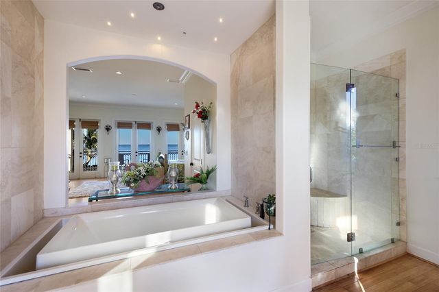 518 58TH STREET, Holmes Beach, FL 34217