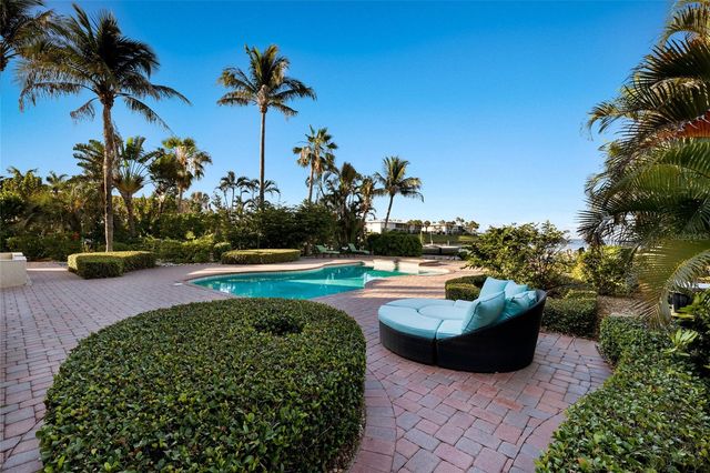 518 58TH STREET, Holmes Beach, FL 34217