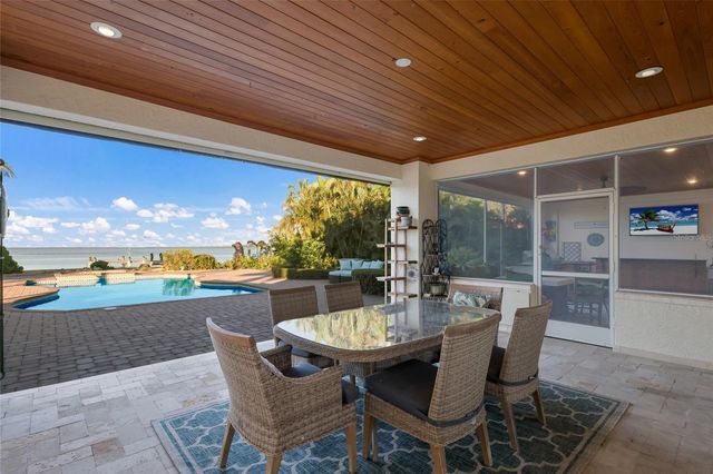 518 58TH STREET, Holmes Beach, FL 34217