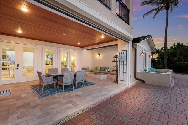 518 58TH STREET, Holmes Beach, FL 34217