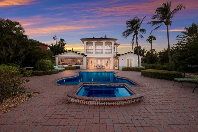 518 58TH STREET, Holmes Beach, FL 34217