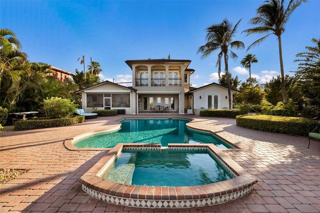 518 58TH STREET, Holmes Beach, FL 34217