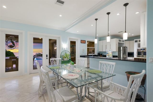 518 58TH STREET, Holmes Beach, FL 34217
