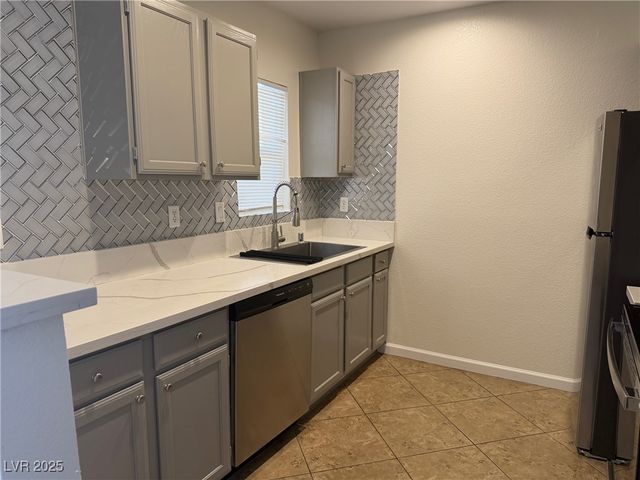 6650 West Warm Springs Road 2154, Las Vegas, NV 89118
