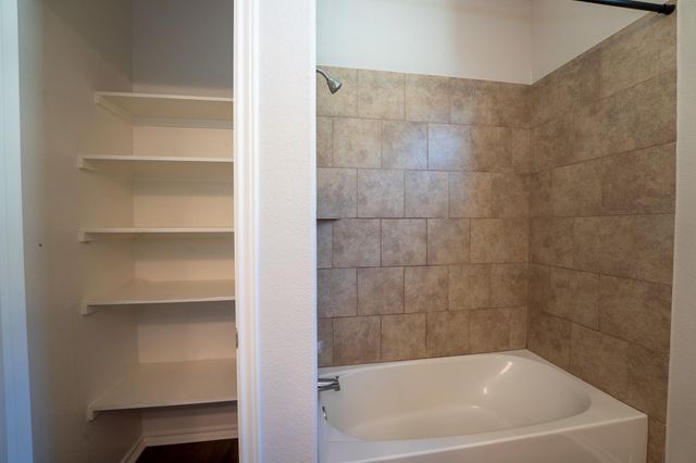 10125 Milla CIR 49, Austin, TX 78748