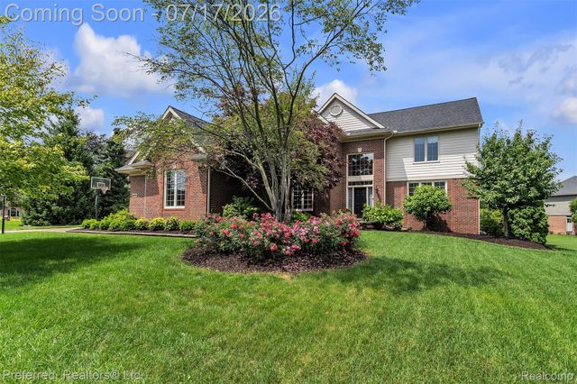 46564 Southview Lane, Plymouth Charter Township, MI 48170