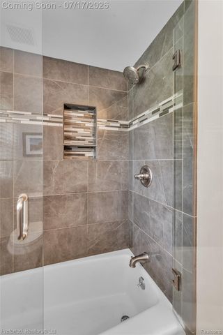 46564 Southview Lane, Plymouth Charter Township, MI 48170