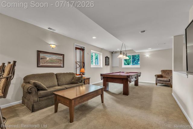 46564 Southview Lane, Plymouth Charter Township, MI 48170