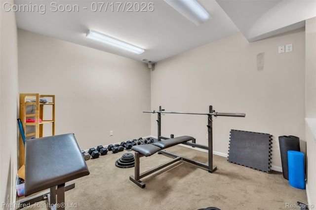 46564 Southview Lane, Plymouth Charter Township, MI 48170