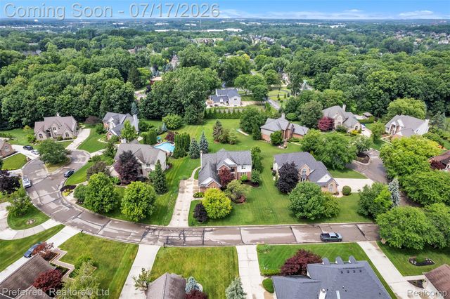 46564 Southview Lane, Plymouth Charter Township, MI 48170