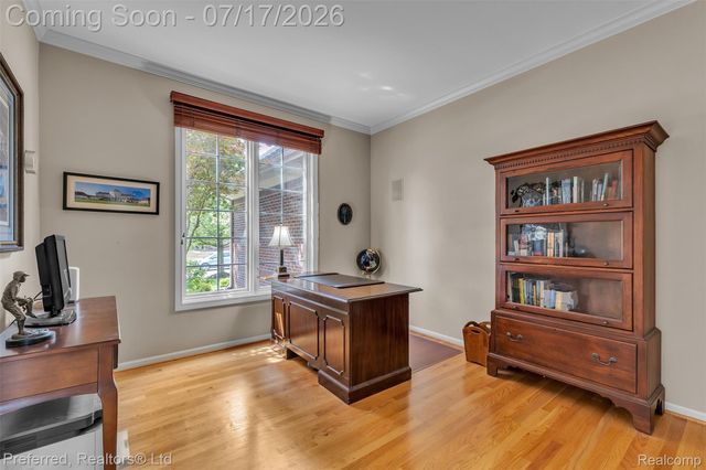 46564 Southview Lane, Plymouth Charter Township, MI 48170