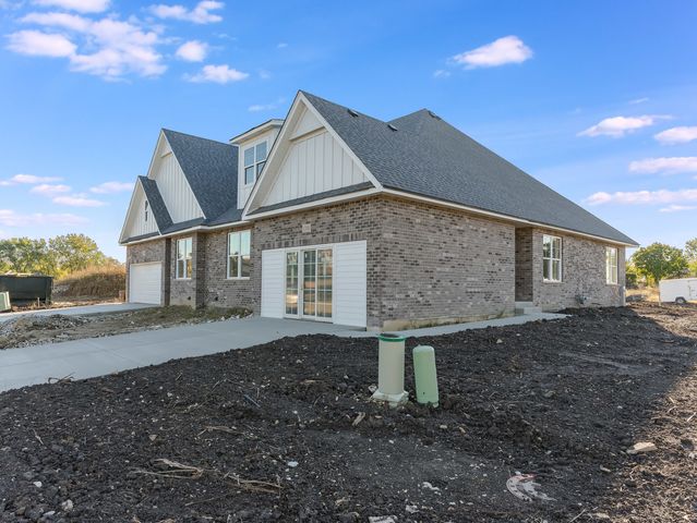 1200 PRAIRIE Lane 1-A, Lemont, IL 60439