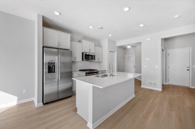 1007 130th Court E, Rosemount, MN 55068