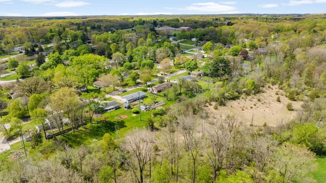 1409 Sioux Trail, Niles, MI 49120