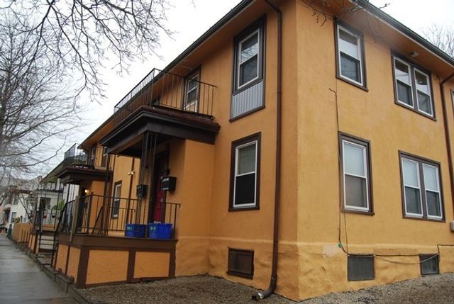 57-59 Dow St 59-1, Salem, MA 01970