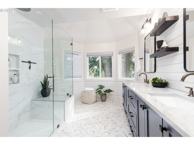 19250 Sw 51ST Ave, Tualatin, OR 97062