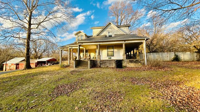 22539 Lawrence 1040, Pierce City, MO 65723
