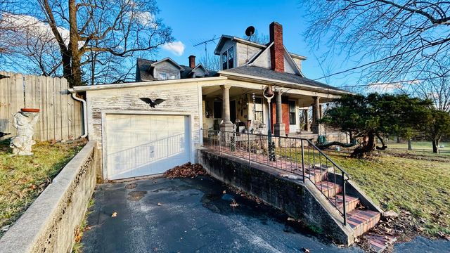 22539 Lawrence 1040, Pierce City, MO 65723