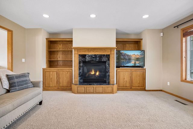 5130 Meadow Drive SE, Rochester, MN 55904