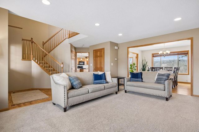 5130 Meadow Drive SE, Rochester, MN 55904