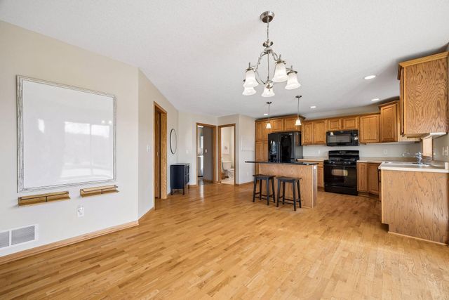 5130 Meadow Drive SE, Rochester, MN 55904