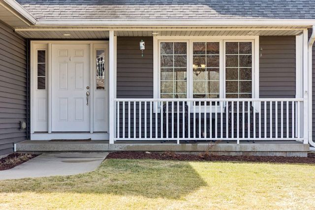 5130 Meadow Drive SE, Rochester, MN 55904