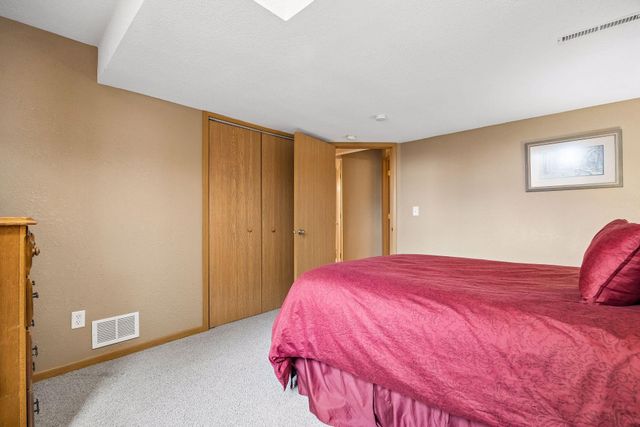 5130 Meadow Drive SE, Rochester, MN 55904