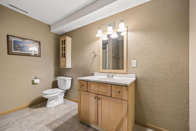 5130 Meadow Drive SE, Rochester, MN 55904