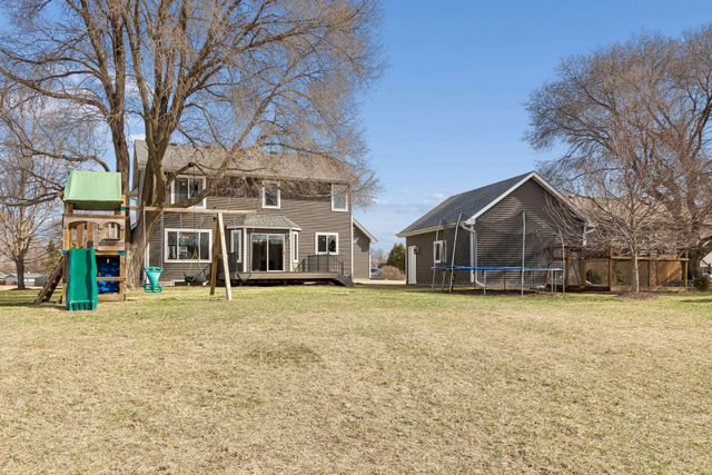 5130 Meadow Drive SE, Rochester, MN 55904