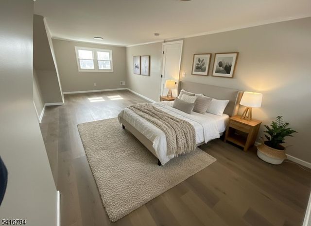 631 Elm St, Roselle Boro, NJ 07203