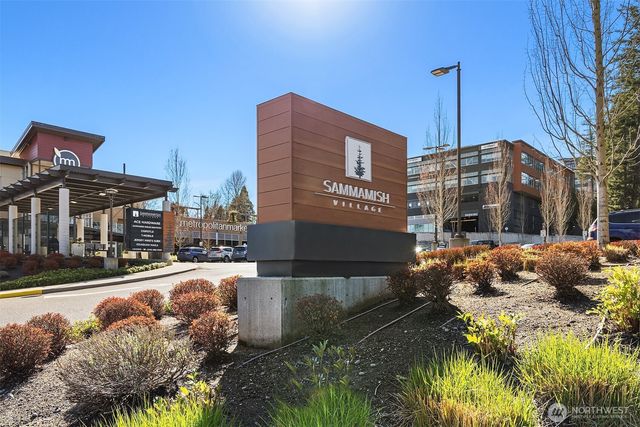 425 Parkside Walk, Sammamish, WA 98074