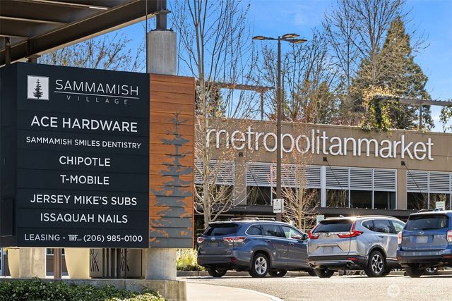 425 Parkside Walk, Sammamish, WA 98074