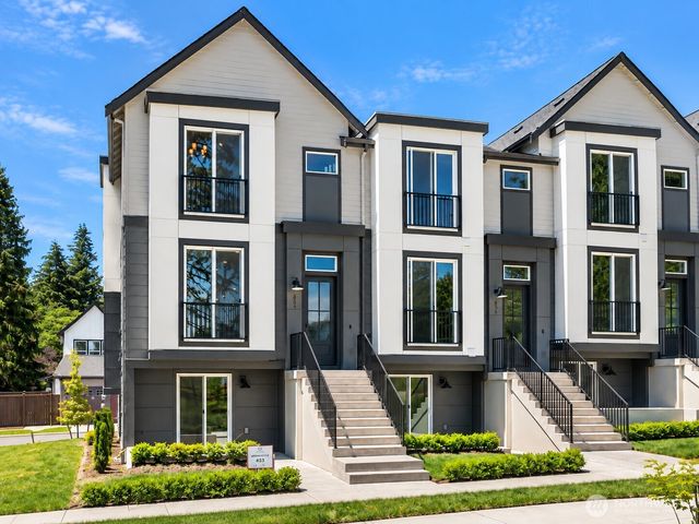 425 Parkside Walk, Sammamish, WA 98074
