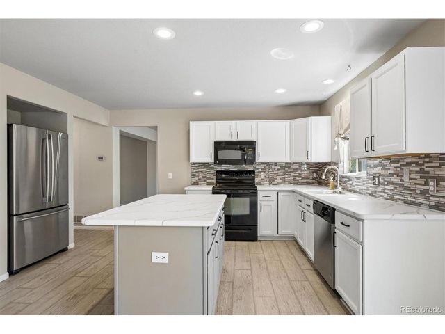 19376 E Hampden Pl, Aurora, CO 80013