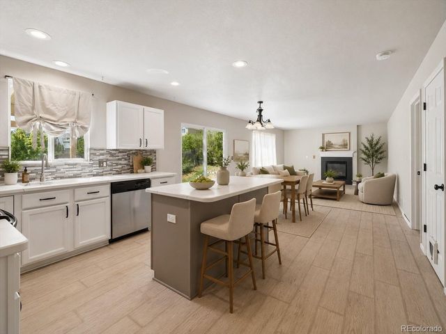 19376 E Hampden Pl, Aurora, CO 80013