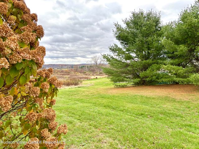 470 County Rte 28b, Valatie, NY 12184