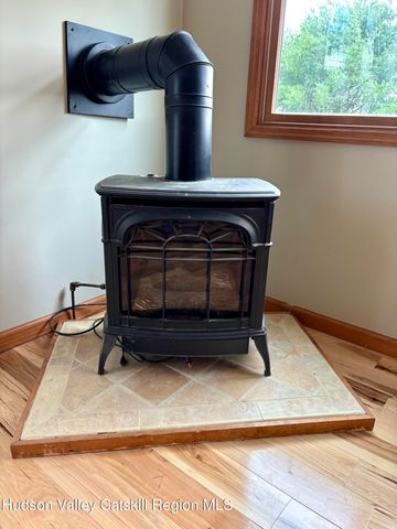 470 County Rte 28b, Valatie, NY 12184