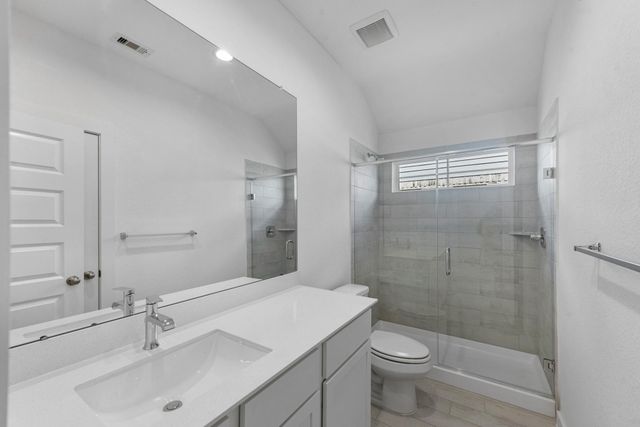 61 Shining Point Drive, Waller, TX 77484