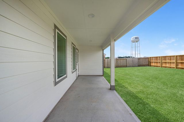 61 Shining Point Drive, Waller, TX 77484
