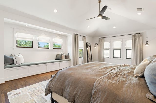 714 E 18th Street, Houston, TX 77008