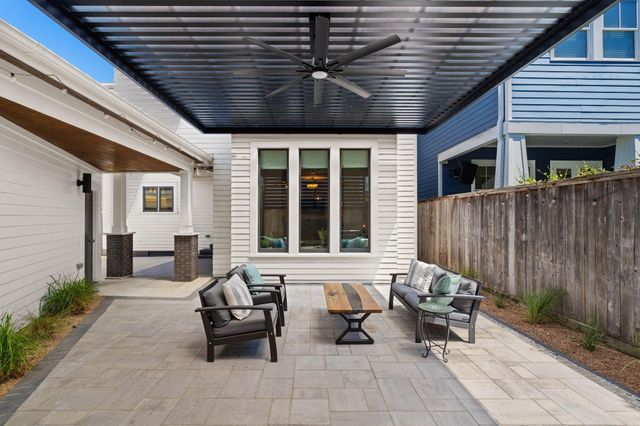 714 E 18th Street, Houston, TX 77008