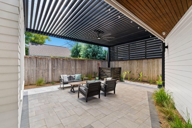 714 E 18th Street, Houston, TX 77008