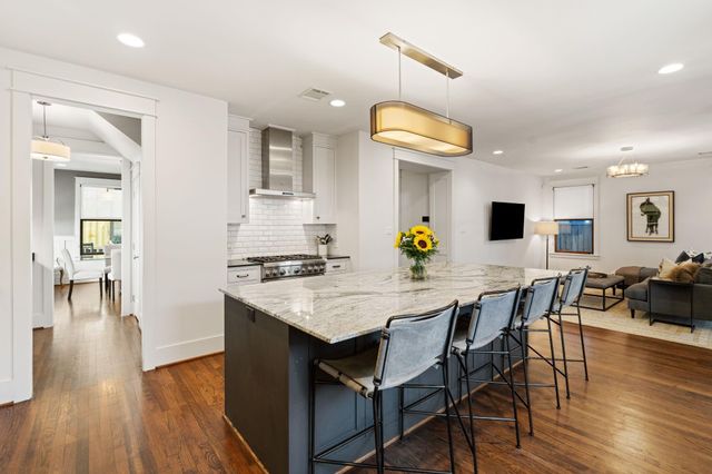 714 E 18th Street, Houston, TX 77008