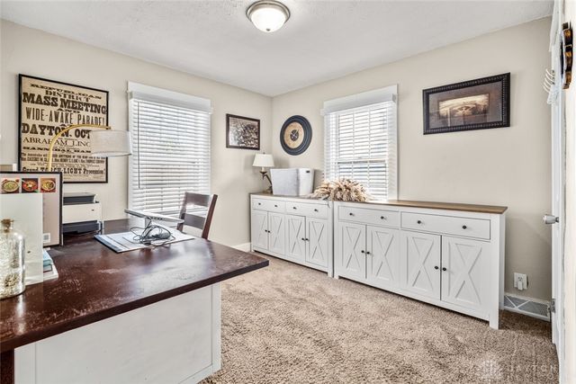 1529 Watervliet Avenue, Dayton, OH 45420