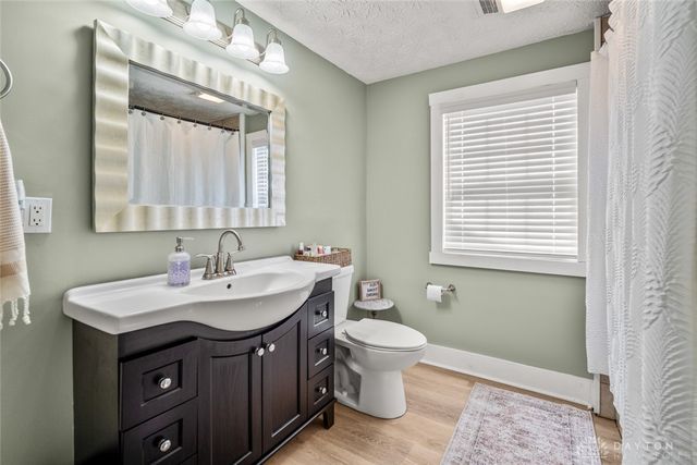 1529 Watervliet Avenue, Dayton, OH 45420