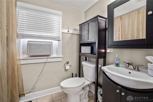 1529 Watervliet Avenue, Dayton, OH 45420