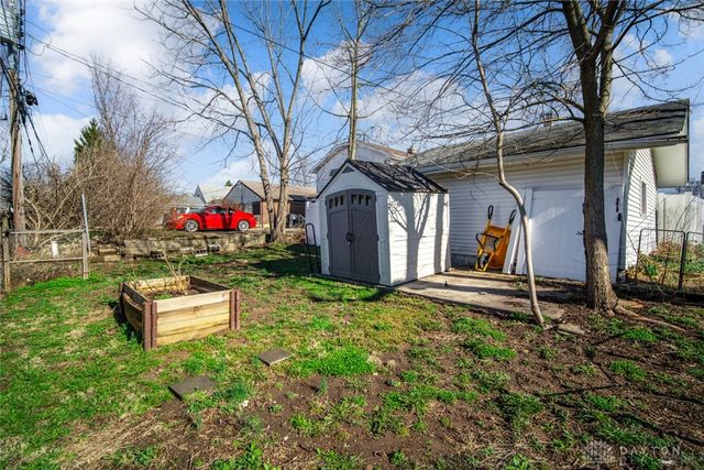 1529 Watervliet Avenue, Dayton, OH 45420